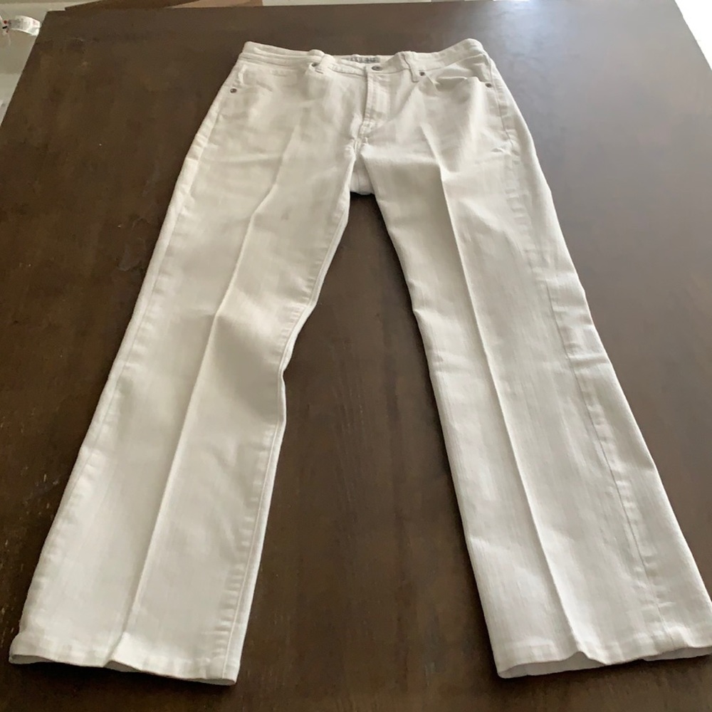 Chico’s platinum women’s white Marquis jeans